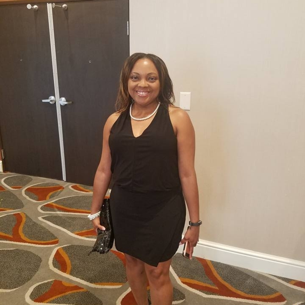 Meet your Posher, Tomika